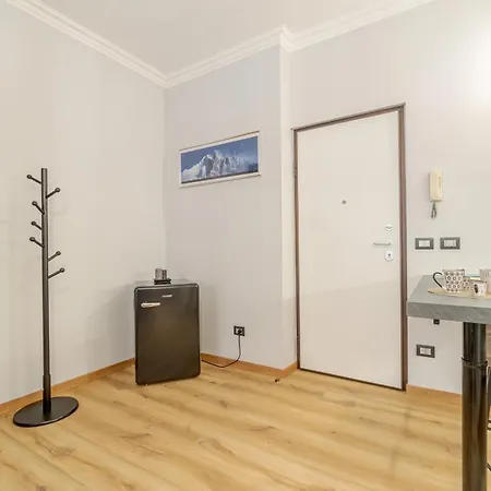 Mm Pozzo Strada Mini Subway Studio Turin Exterior photo